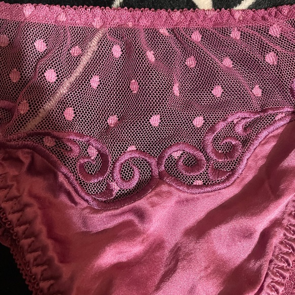 2-pc Victoria’s Secret open front babydoll with matching thong NWOT - Picture 8 of 13